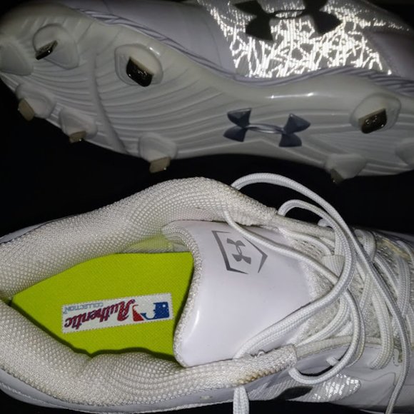 Men's white Under Armour MLB Baseball Cleats Sizw 9 - Picture 3 of 5